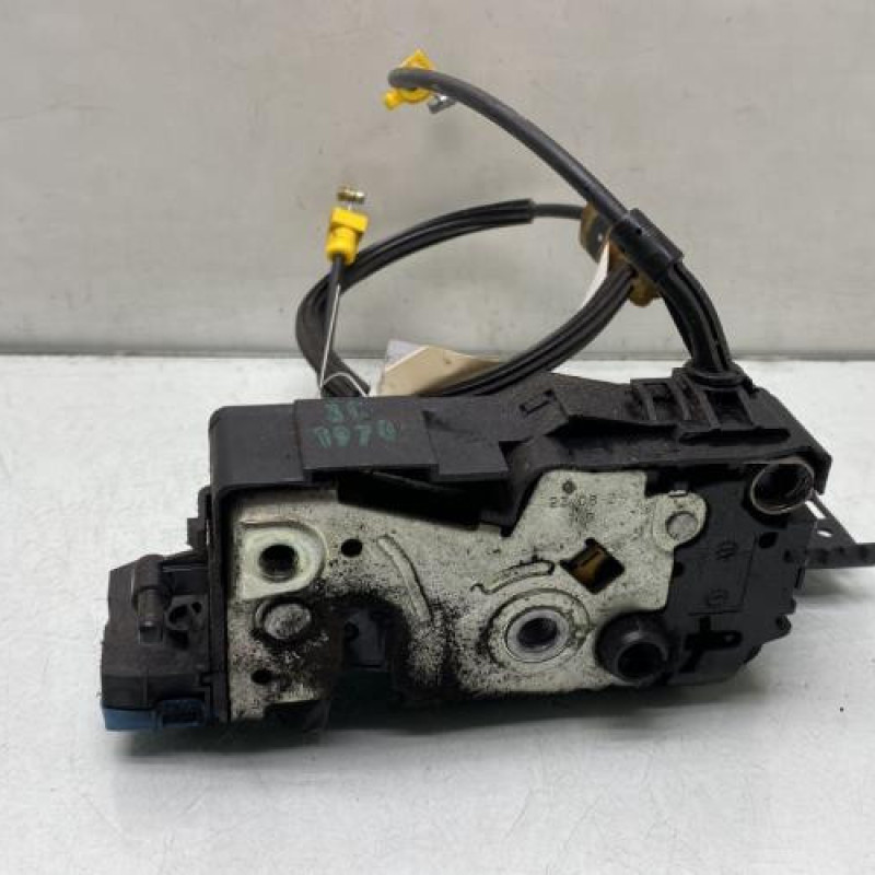 Serrure arriere droit PEUGEOT 207 Photo n°1