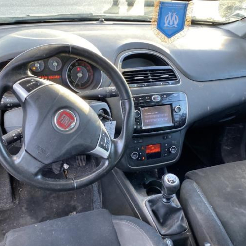 Feu arriere principal droit (feux) FIAT PUNTO 3 Photo n°17