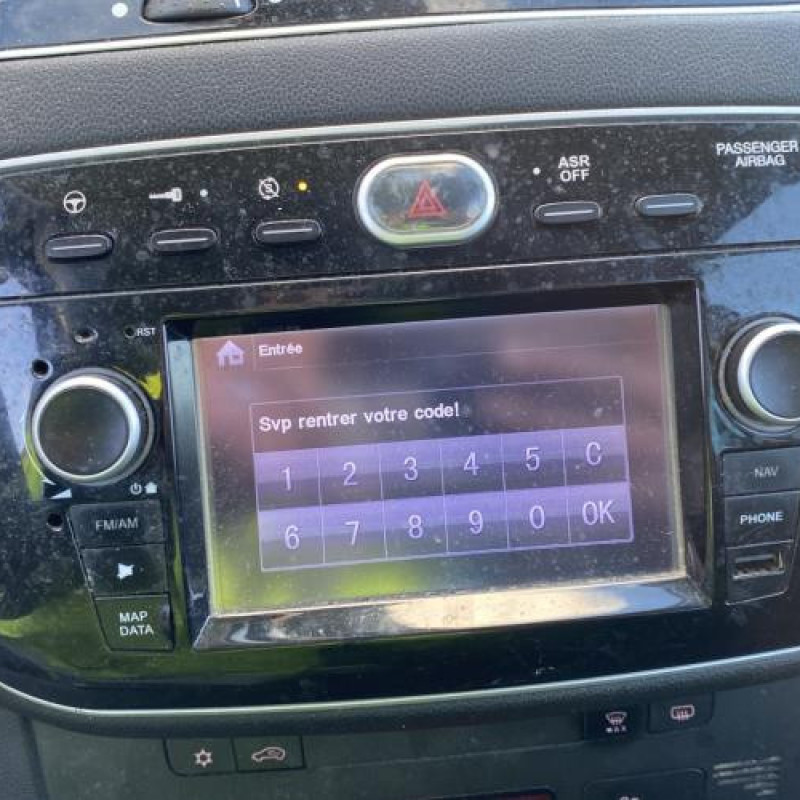 Antenne FIAT PUNTO 3 Photo n°19