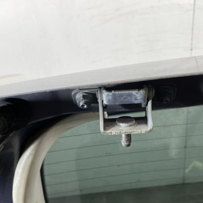 Malle/Hayon arriere NISSAN NOTE 1 Photo n°8