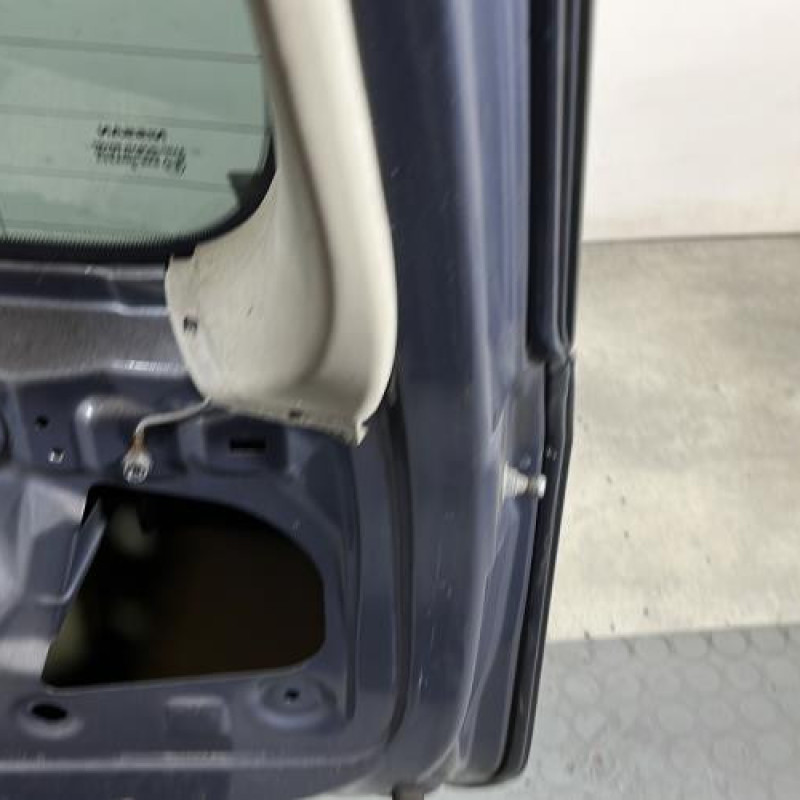 Malle/Hayon arriere NISSAN NOTE 1 Photo n°10