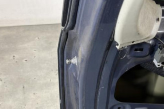 Malle/Hayon arriere NISSAN NOTE 1