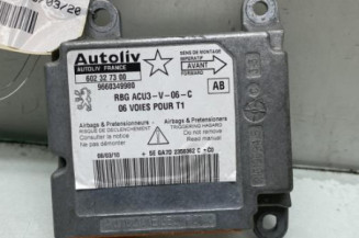 Boitier air bag PEUGEOT 206+ Photo n°1