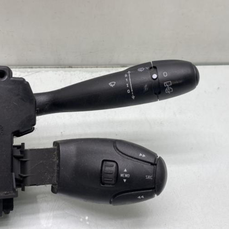 Com (Bloc Contacteur Tournant+Commodo Essuie Glace+Commodo Phare) PEUGEOT 206+ Photo n°2