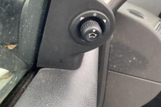 Vitre avant gauche FORD MONDEO 2