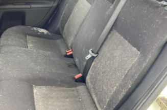 Vitre avant gauche FORD MONDEO 2