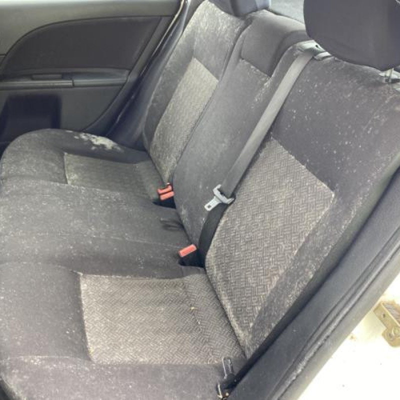 Vitre avant gauche FORD MONDEO 2 Photo n°17