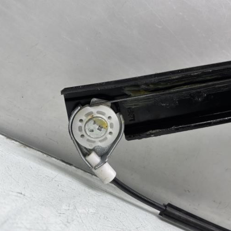 Leve vitre mecanique avant gauche CHEVROLET SPARK Photo n°3