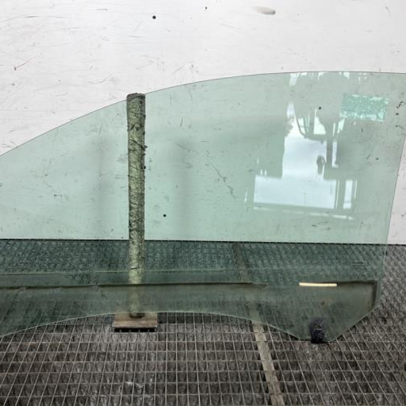 Vitre avant droit RENAULT CLIO 3 Photo n°4