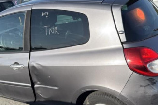 Vitre avant droit RENAULT CLIO 3