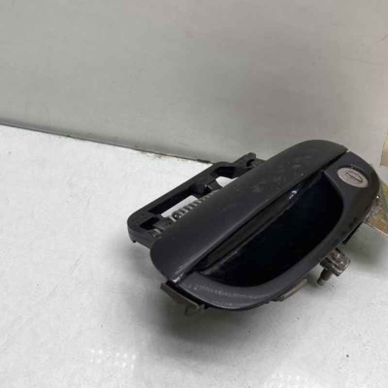 Poignee porte avant gauche PEUGEOT 607 Photo n°1