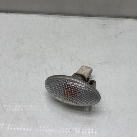 Repetiteur clignotant avant gauche (Feux) PEUGEOT 607