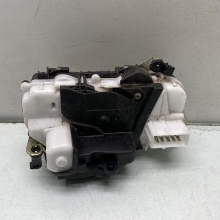 Serrure avant droit PEUGEOT 607