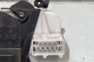 Serrure avant droit PEUGEOT 607