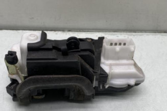 Serrure avant droit PEUGEOT 607