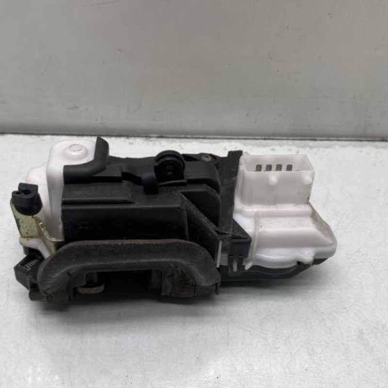 Serrure avant droit PEUGEOT 607 Photo n°4