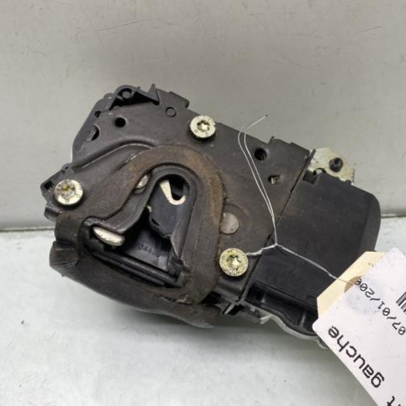 Serrure avant gauche PEUGEOT 607 Photo n°1