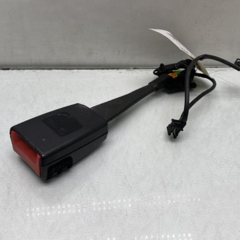 Attache ceinture avant gauche AUDI A4 3 Photo n°2