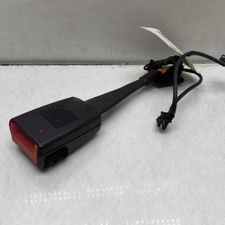 Attache ceinture avant gauche AUDI A4 3