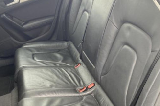 Attache ceinture avant gauche AUDI A4 3