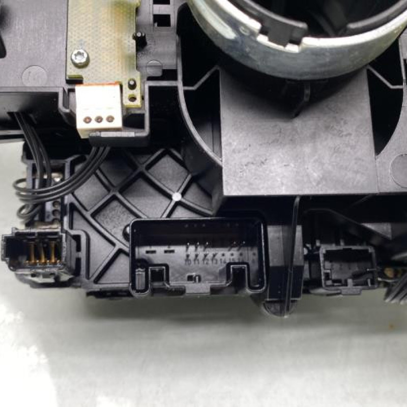 Com (Bloc Contacteur Tournant+Commodo Essuie Glace+Commodo Phare) AUDI A4 3 Photo n°3