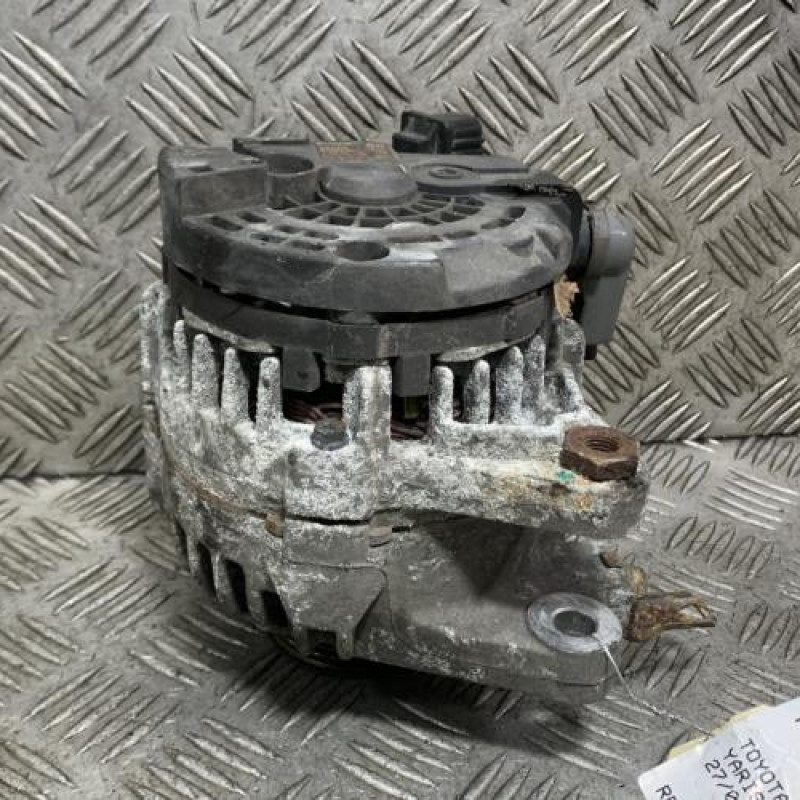 Alternateur TOYOTA YARIS 2 Photo n°1