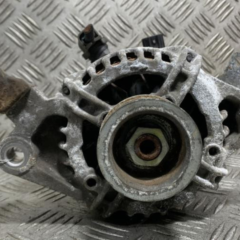 Alternateur TOYOTA YARIS 2 Photo n°3