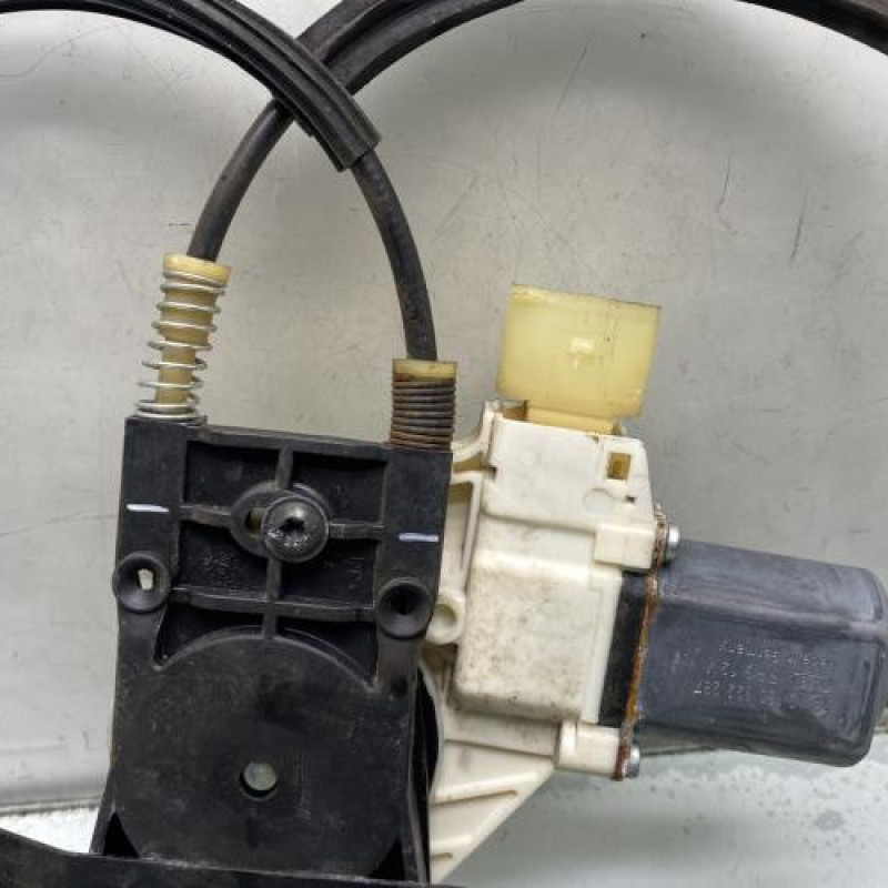 Leve vitre electrique arriere droit FORD MONDEO 3 Photo n°3