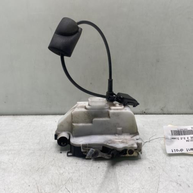 Serrure avant droit RENAULT VEL SATIS Photo n°1