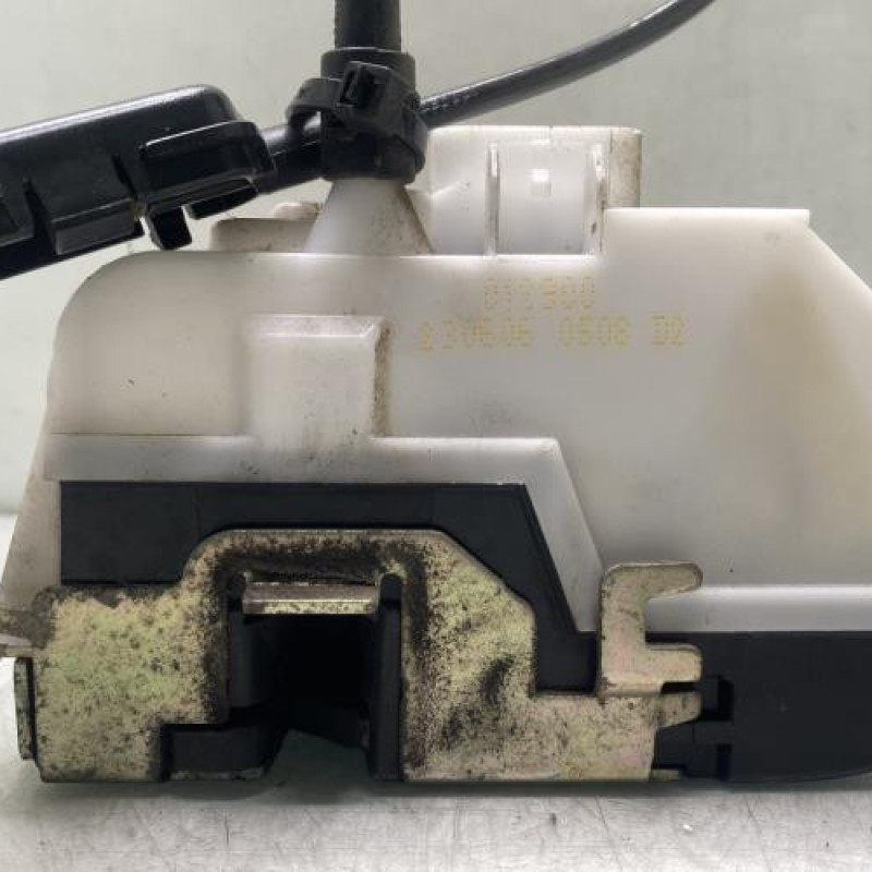 Serrure avant droit RENAULT VEL SATIS Photo n°4