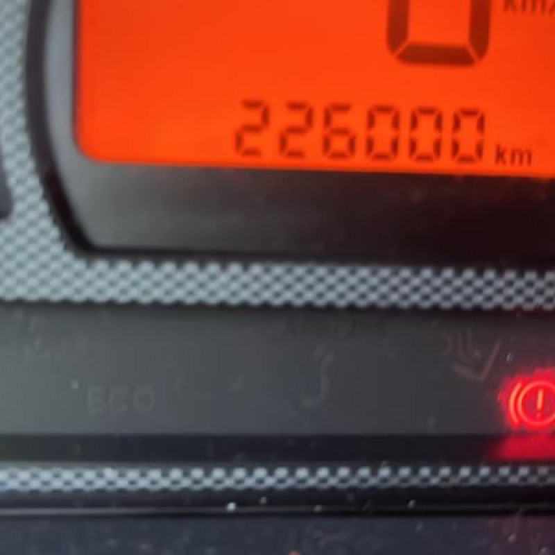 Pare choc avant CITROEN C3 PLURIEL Photo n°15