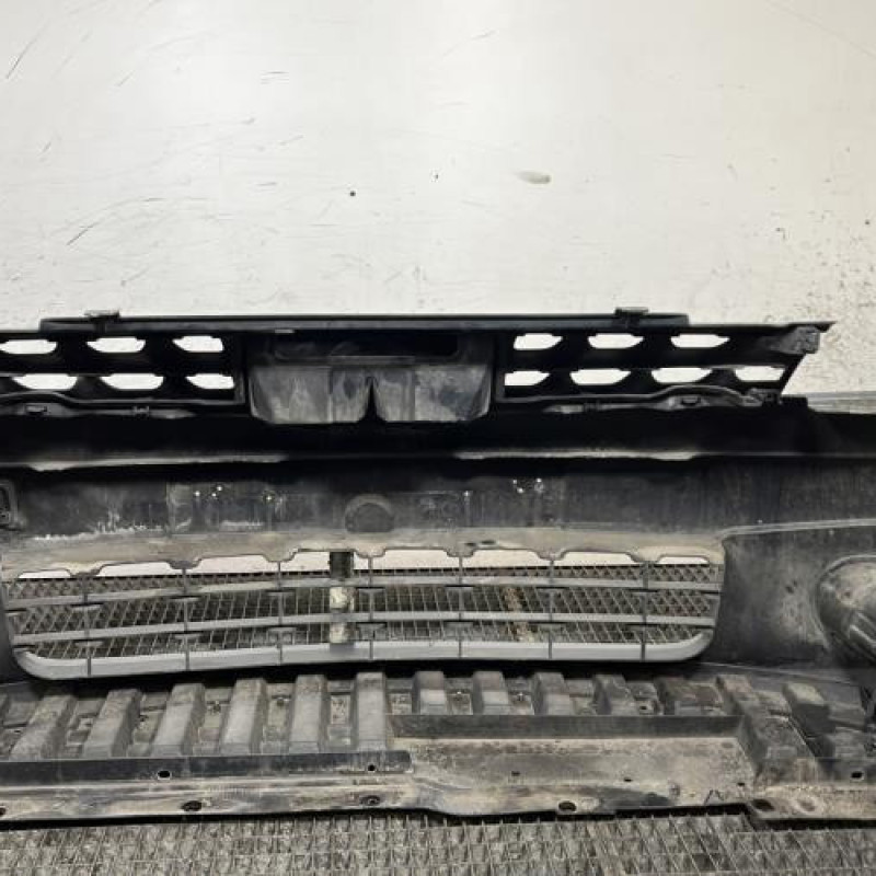 Pare choc avant NISSAN NOTE 1 Photo n°5