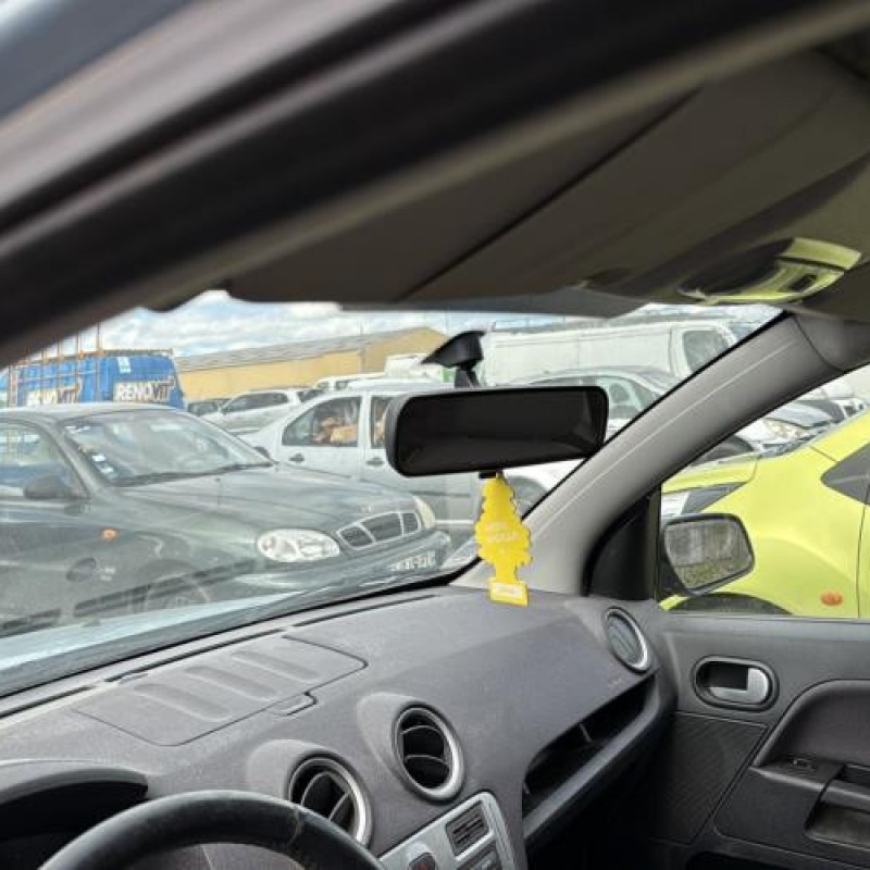 Pare choc arriere FORD FUSION Photo n°17