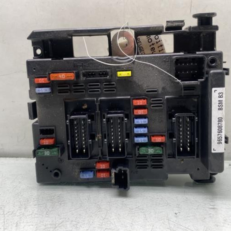 Boitier servitude moteur (BSM) PEUGEOT 206 Photo n°1