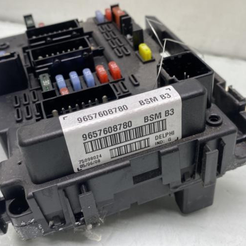 Boitier servitude moteur (BSM) PEUGEOT 206 Photo n°2