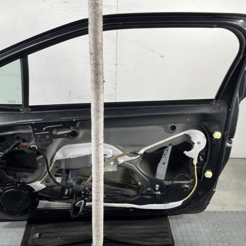 Porte avant droit CITROEN DS3 Photo n°7