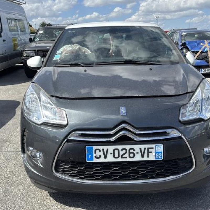 Porte avant droit CITROEN DS3 Photo n°13
