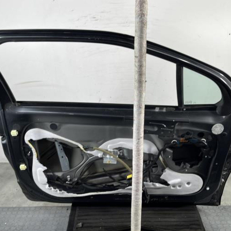 Porte avant gauche CITROEN DS3 Photo n°6
