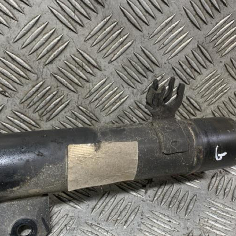 Amortisseur avant gauche PEUGEOT 208 1 Photo n°3