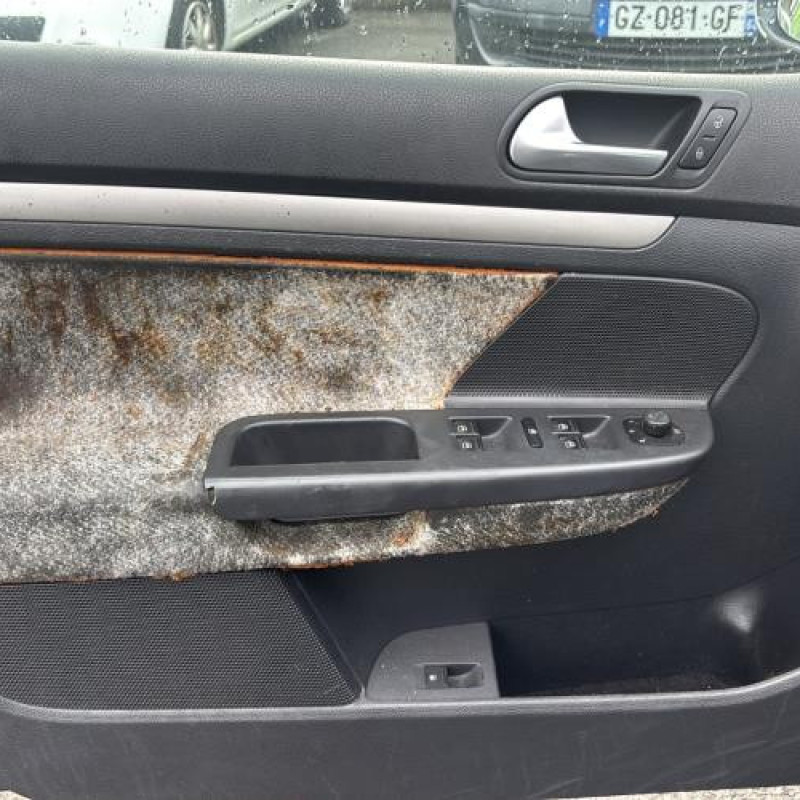 Porte arriere droit VOLKSWAGEN GOLF 5 Photo n°15