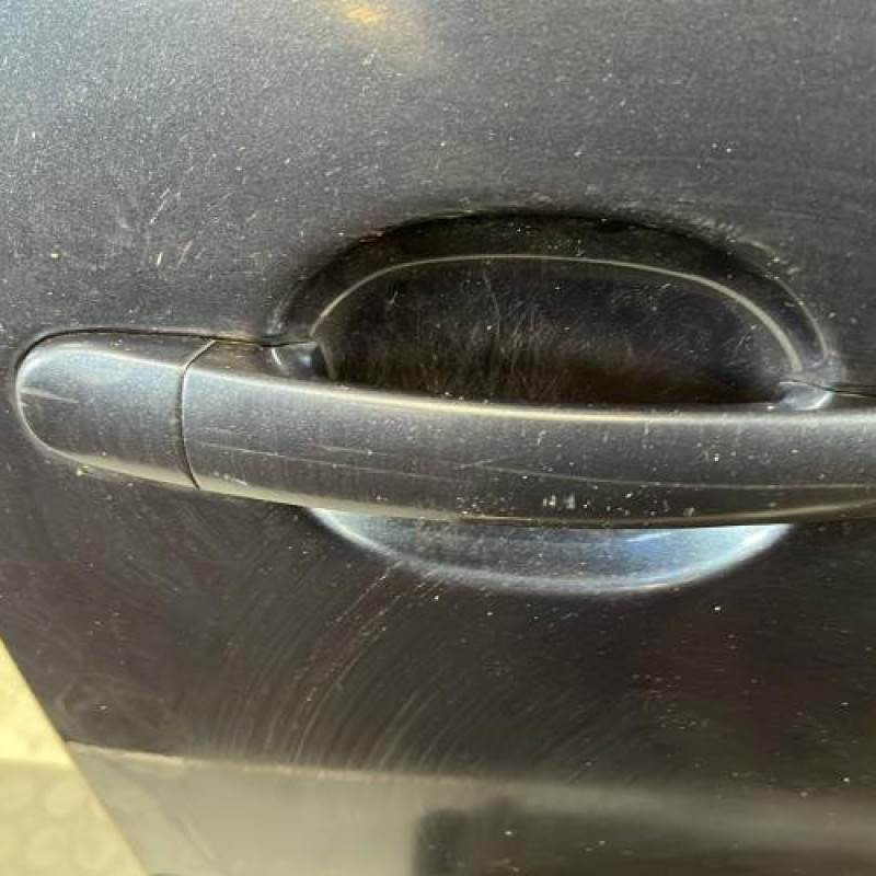 Porte avant droit VOLKSWAGEN GOLF 5 Photo n°2