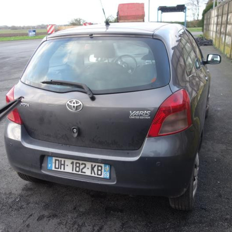 Renfort pare choc arriere (traverse) TOYOTA YARIS 2 Photo n°13