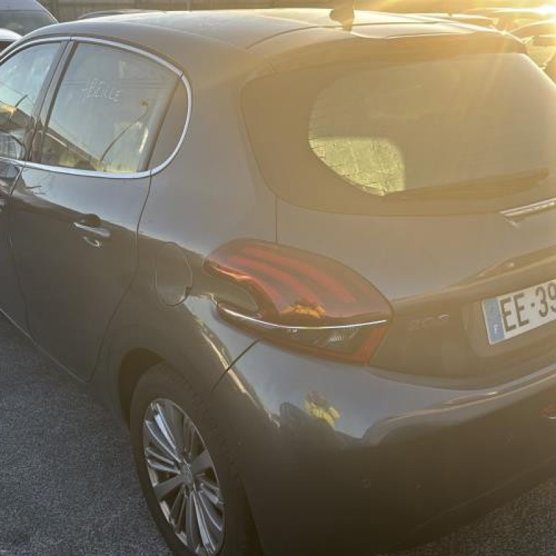 ECU start stop PEUGEOT 208 1 Photo n°9