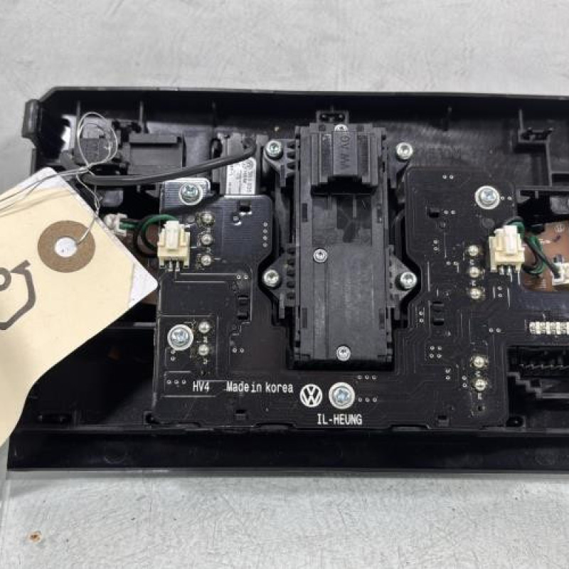 Eclairage de plafonnier VOLKSWAGEN GOLF 7 Photo n°2