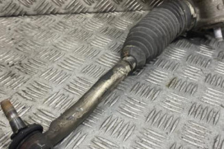 Cremaillere assistee TOYOTA YARIS 2