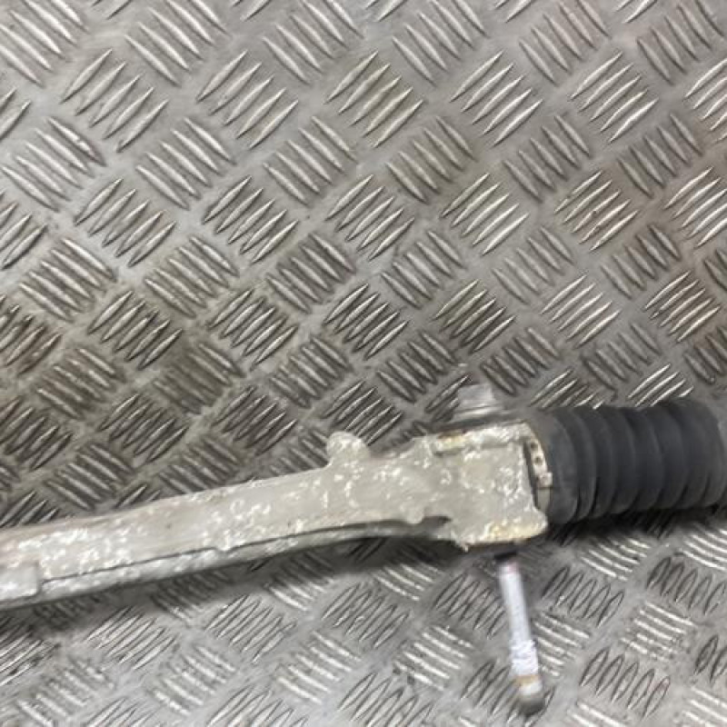 Cremaillere assistee TOYOTA YARIS 2 Photo n°5