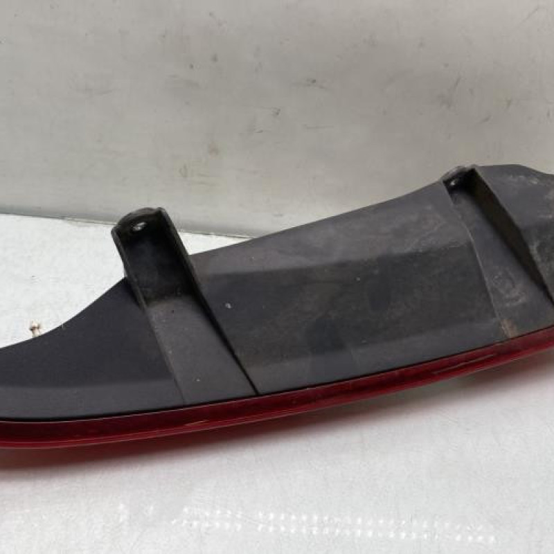 Enjoliveur de feu arriere droit RENAULT KANGOO 2 Photo n°3