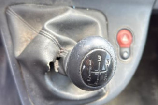 Enjoliveur de feu arriere droit RENAULT KANGOO 2