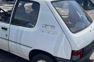 Optique avant principal droit (feux)(phare) PEUGEOT 205