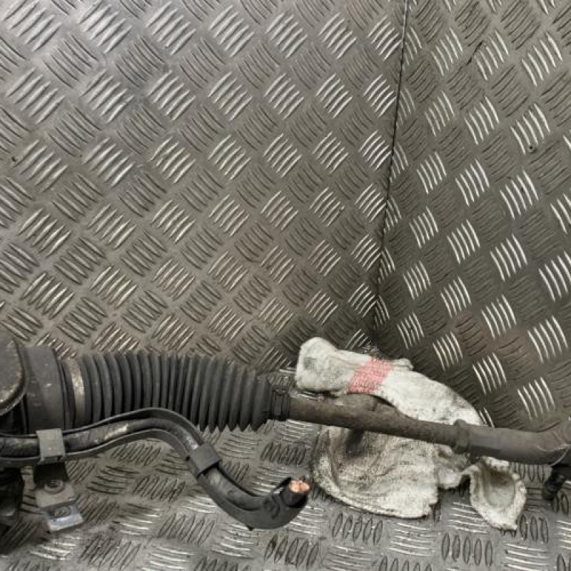 Cremaillere assistee VOLKSWAGEN TOURAN 1 Photo n°4